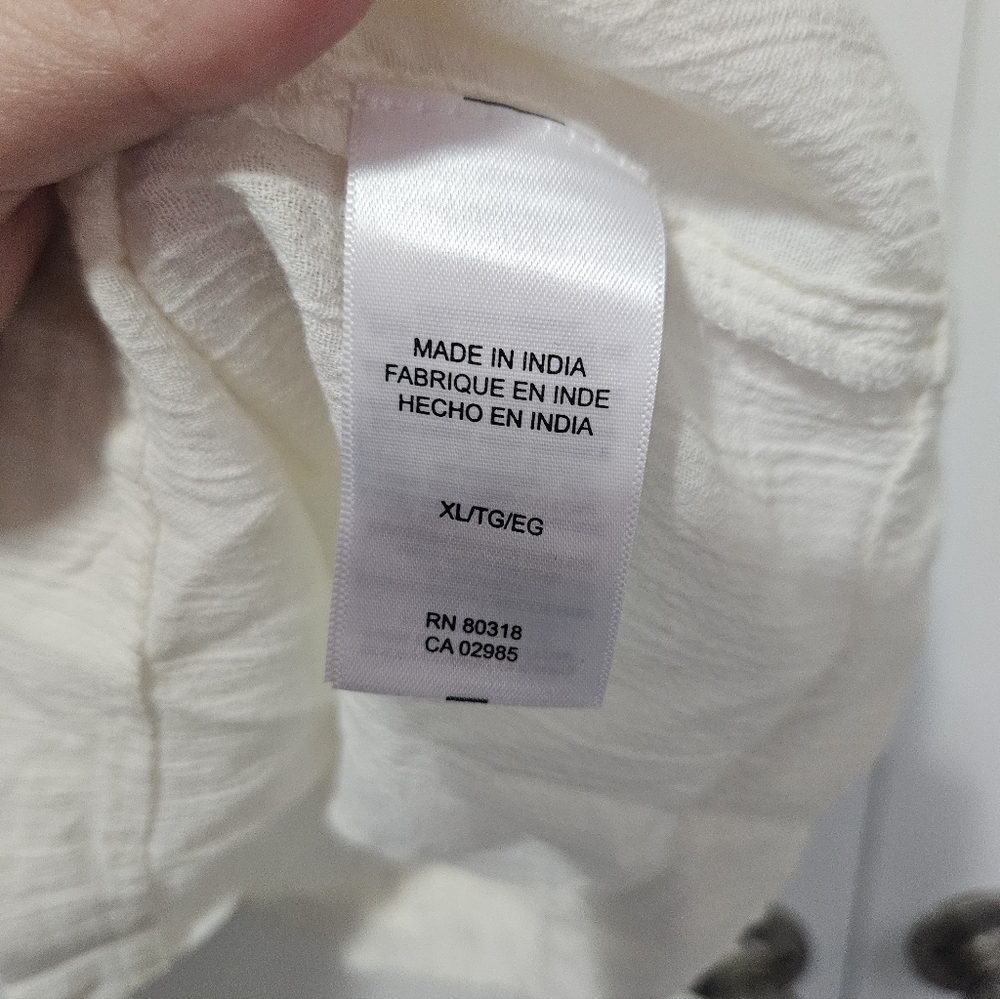 Lucky Brand White Embroidered Gauze V-Neck Top - Picture 4 of 6